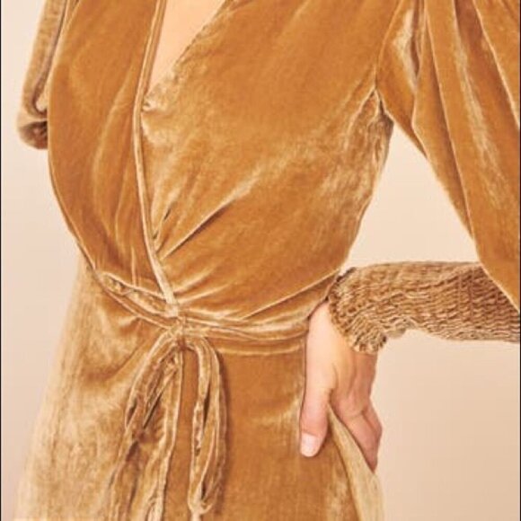 💕REFORMATION💕 Bohome Dress ~ Gold Small S NWT - Picture 7 of 15